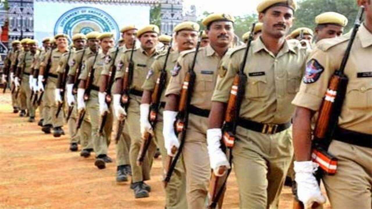 UP Police Recruitment 2021 9 534 Vacancies For Graduates Check Direct