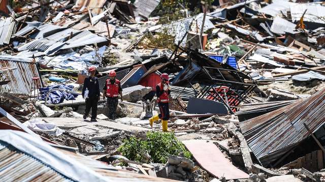 No Siren No Warning Indonesians Caught Unawares By Devastating Tsunami