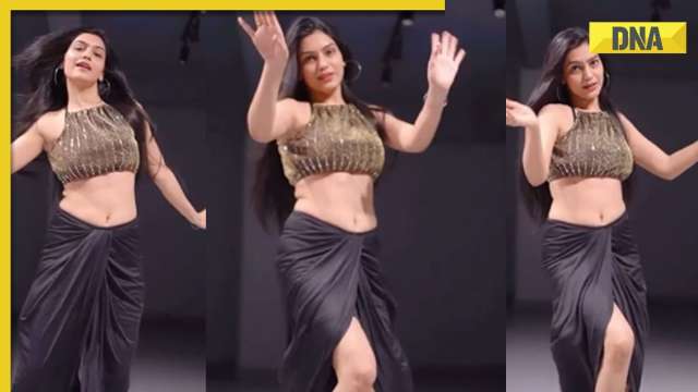 Viral Video Desi Girls Sexy Belly Dance In Thigh High Slit Dress On Dil Cheez Tujhe Dedi