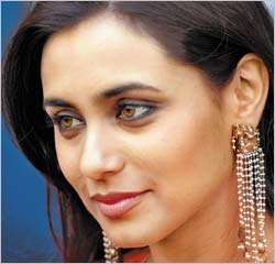 Rani celebrates her birthday at Helen Keller Institute