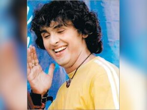 Sonu turns RJ