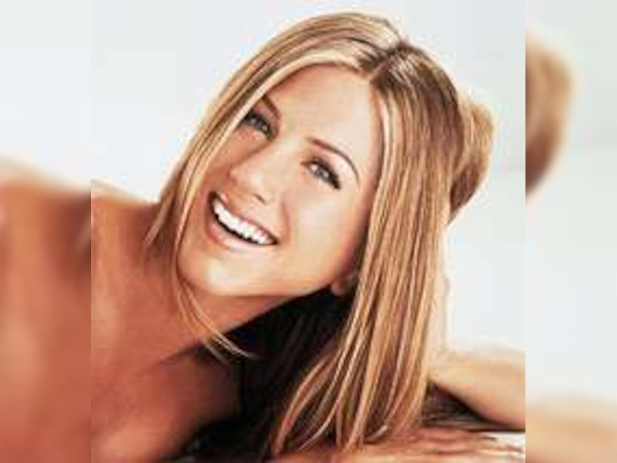 Aniston's pals thought some of her exes were gay!