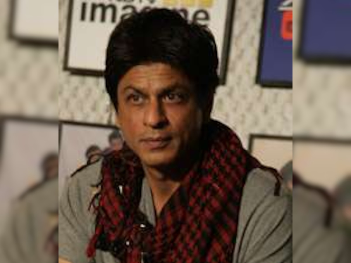 Shah Rukh Khan slams Slumdog Millionaire critics