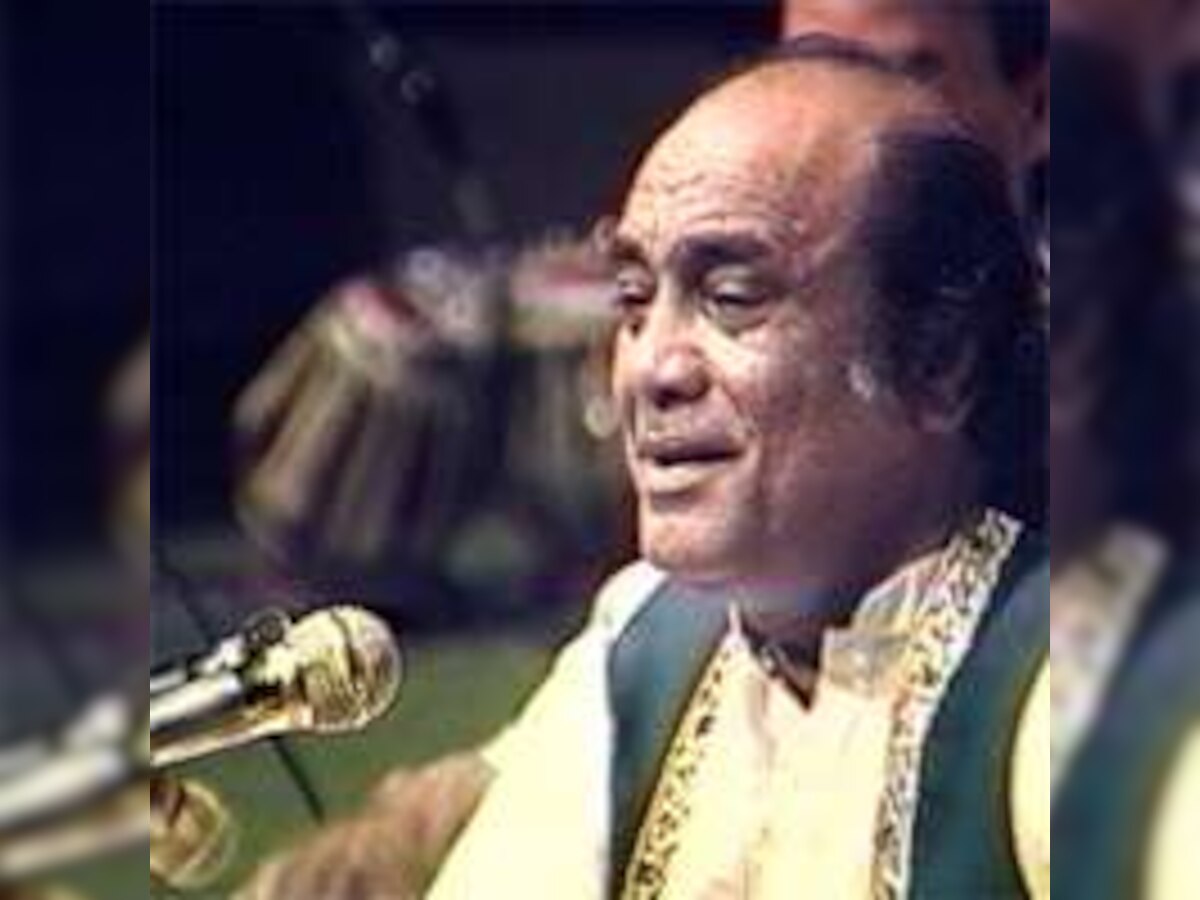 Zardari announces one million rupees for ailing Mehdi Hassan