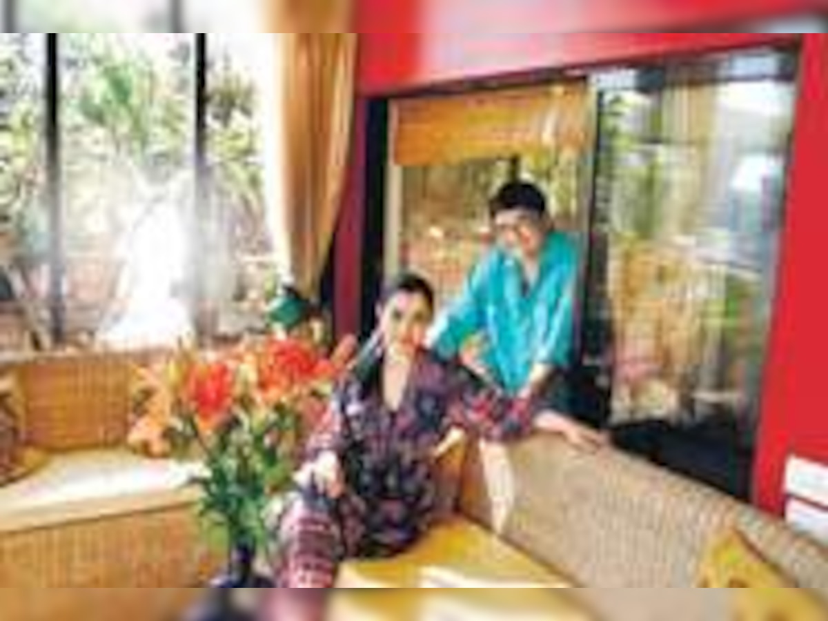 Fahad Samar and Simone Singh live life 'queen' size