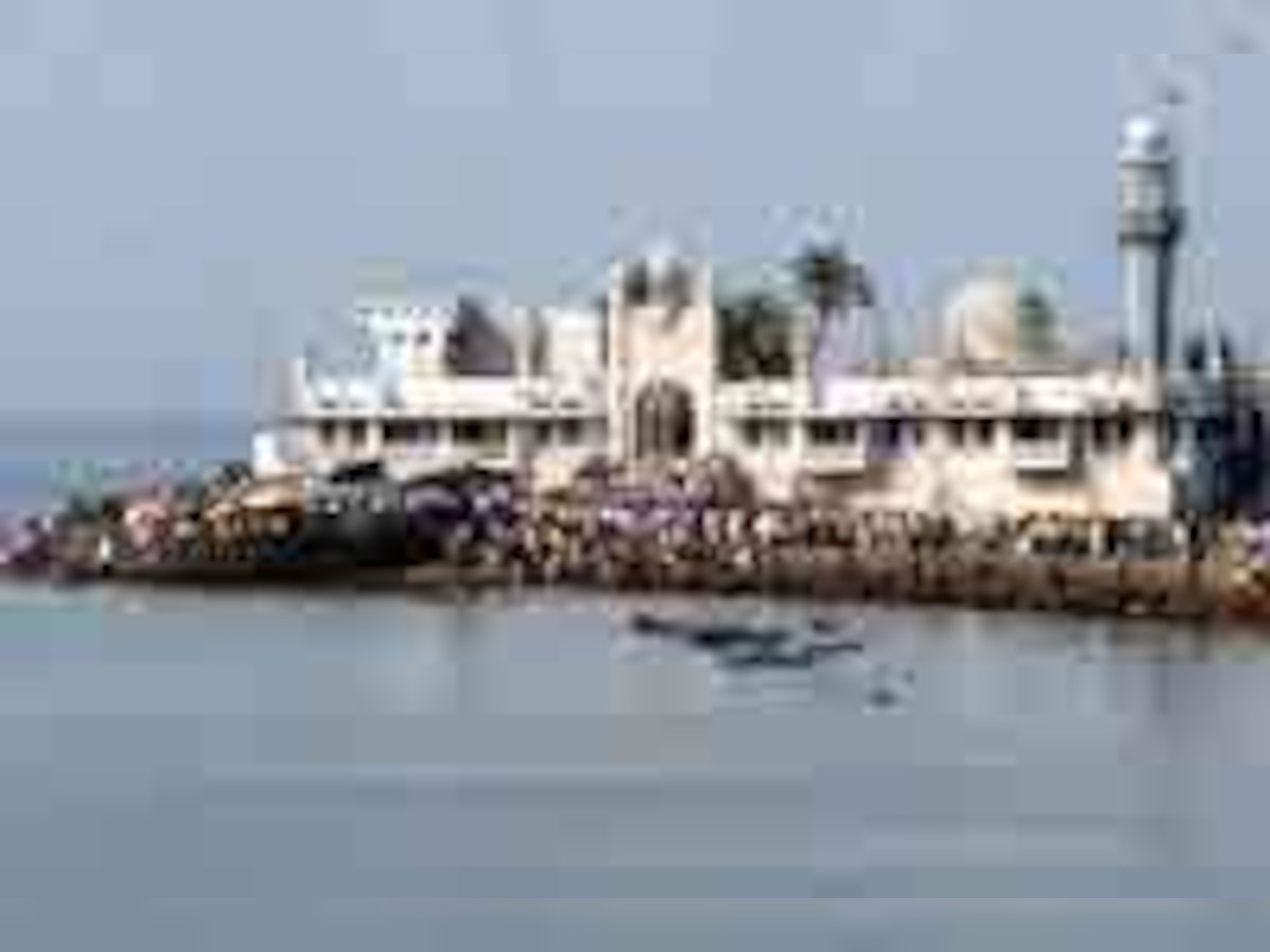 Money stolen from donation box at Haji Ali