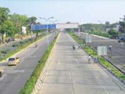 Guj seeks extension of expressway to Mumbai