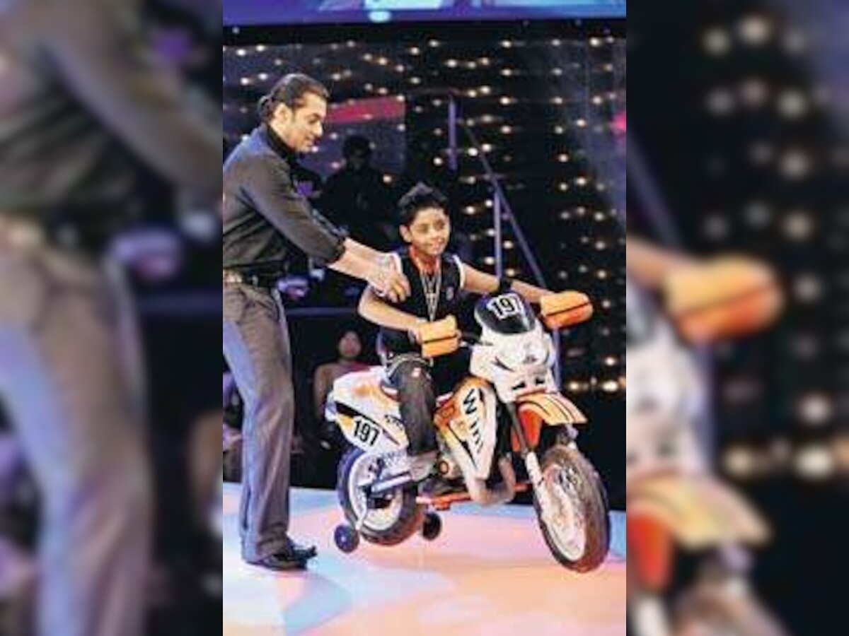 Salman Khan takes Azhar for a ride