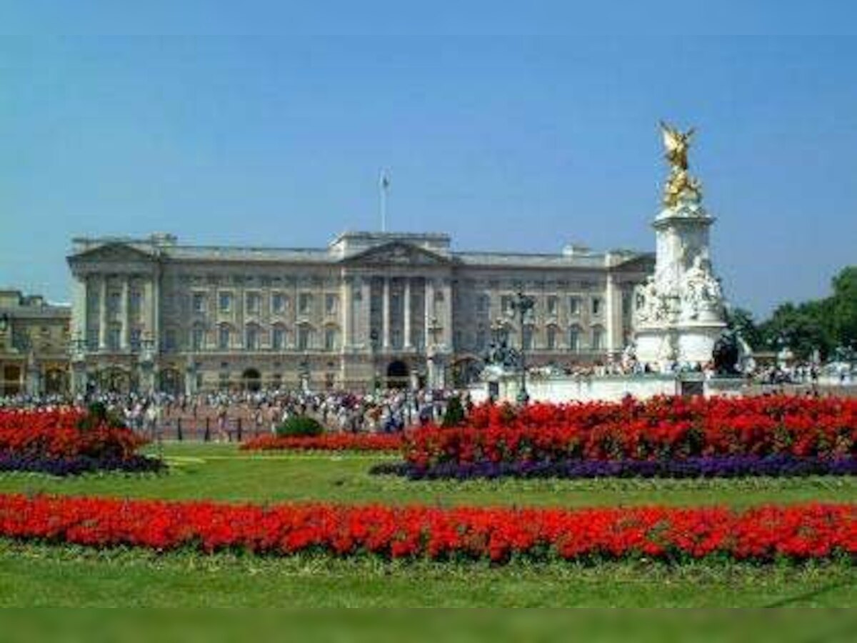 Buckingham Palace hit by two swine flu cases