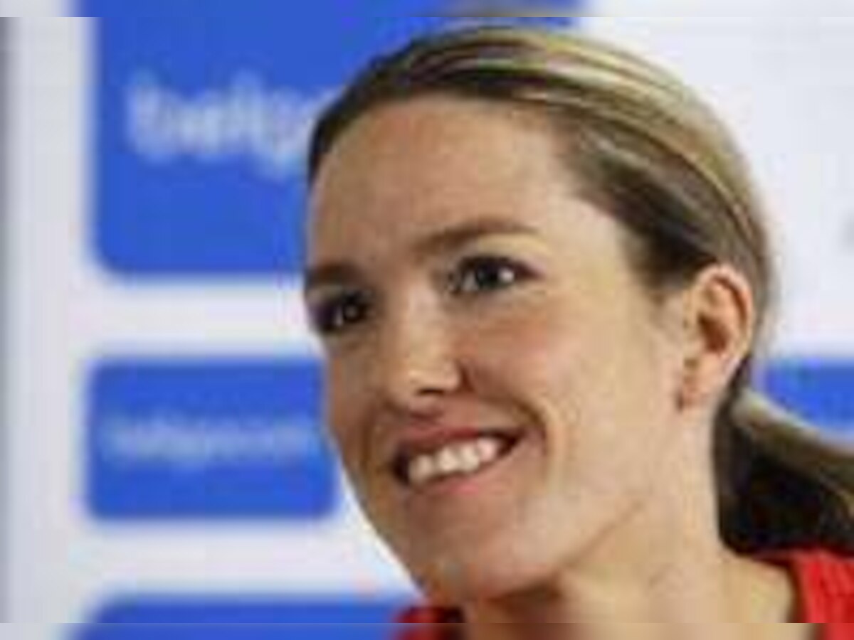 Justine Henin given wildcard for Australian Open