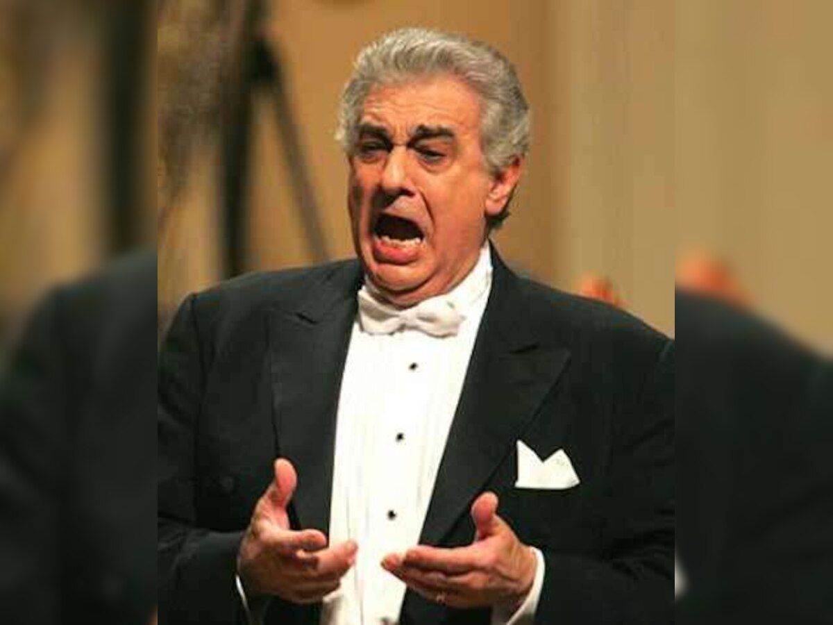 Tenor Placido Domingo wins opera gong