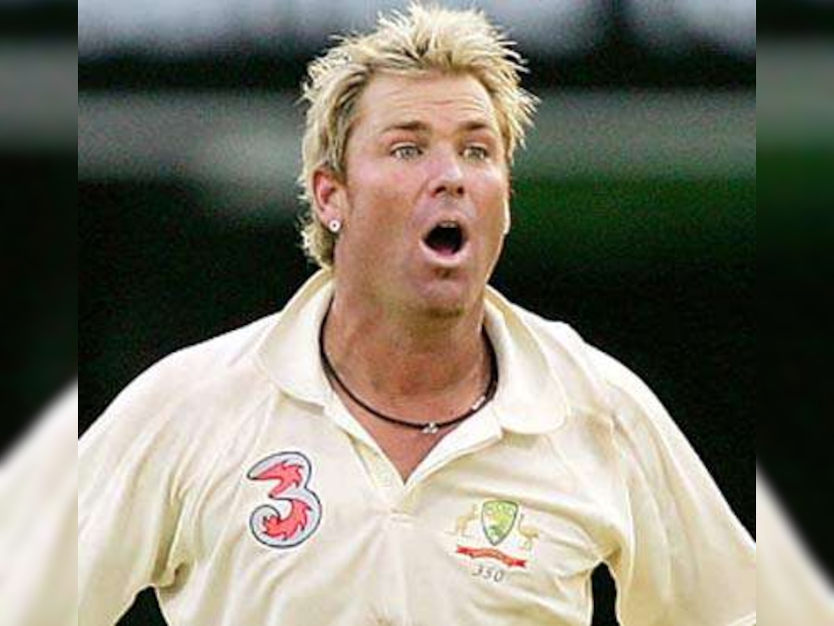 Shane Warne slips back into his bad habits