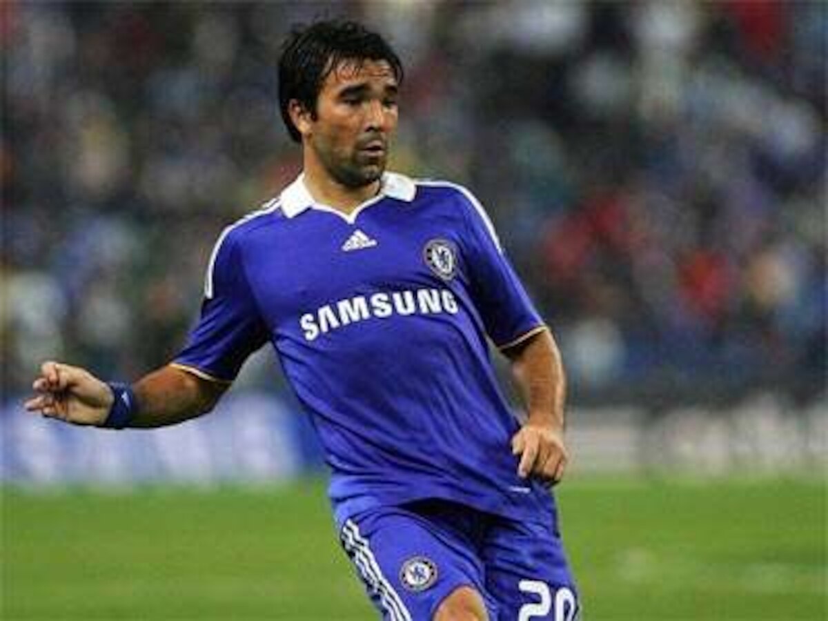 Chelsea star Deco still haunted by drug rehab rumour