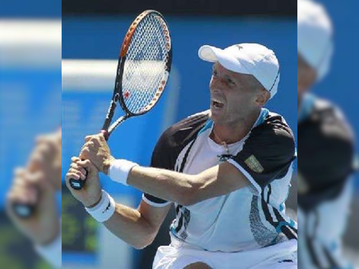 Nikolay Davydenko avoids break to love after comfortable win