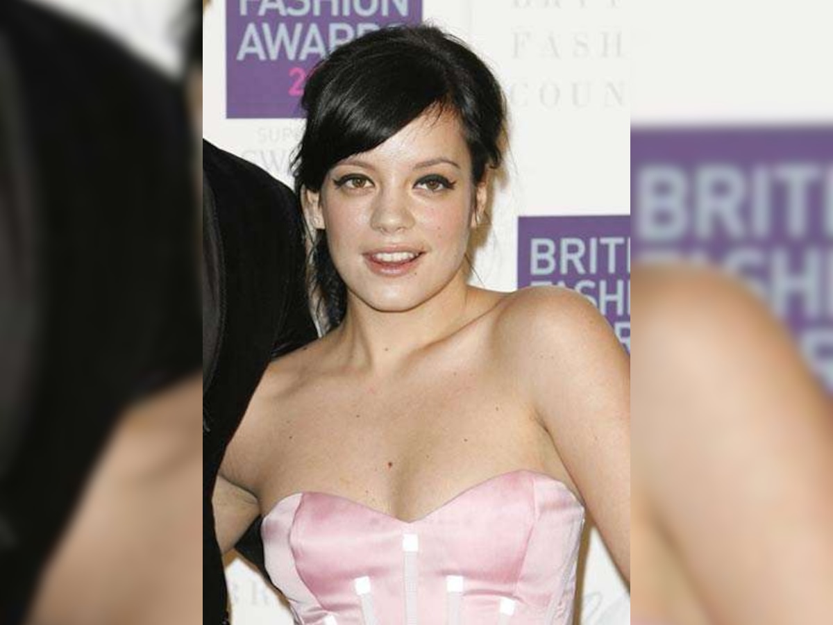 Seeing Indians being beaten up in Australia makes me angry: Lily Allen