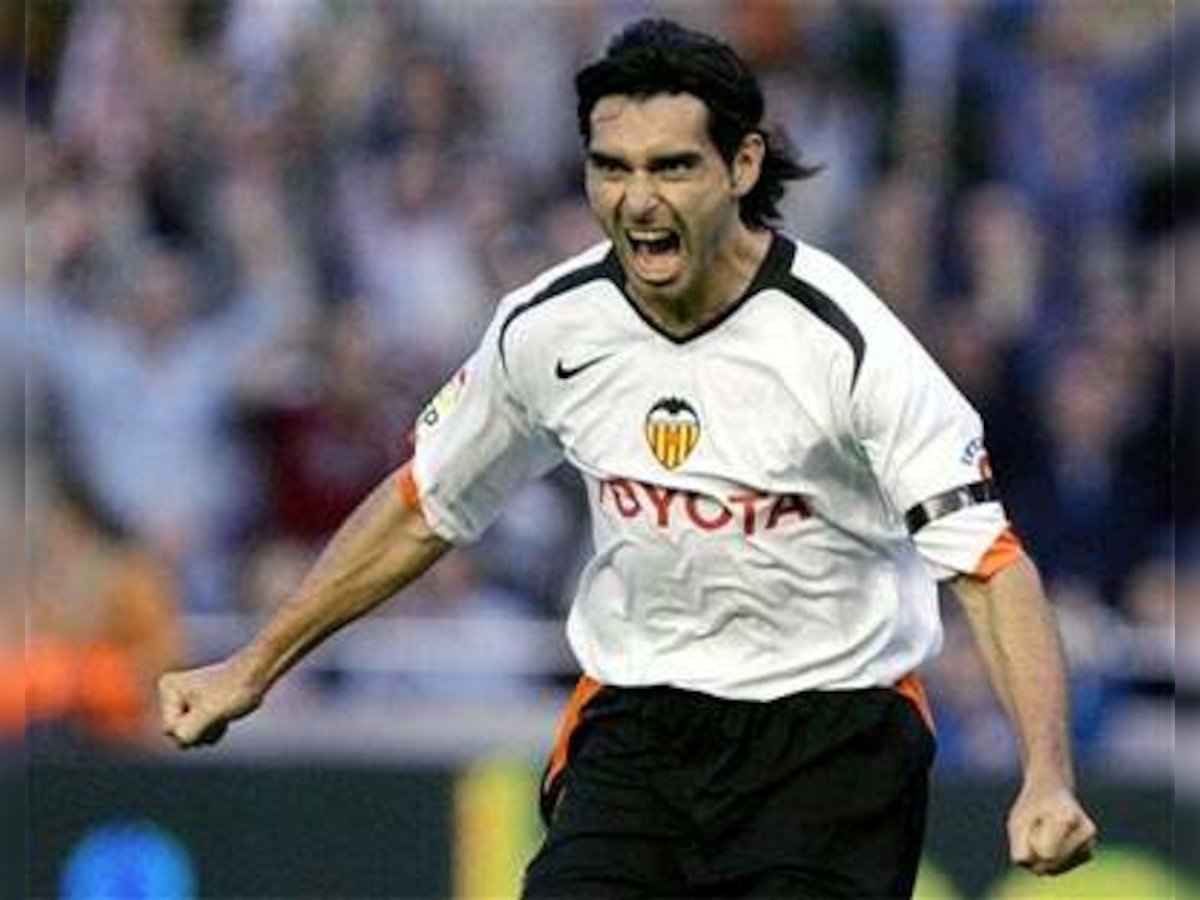 Roberto Ayala returns to Argentina to play for Racing Club