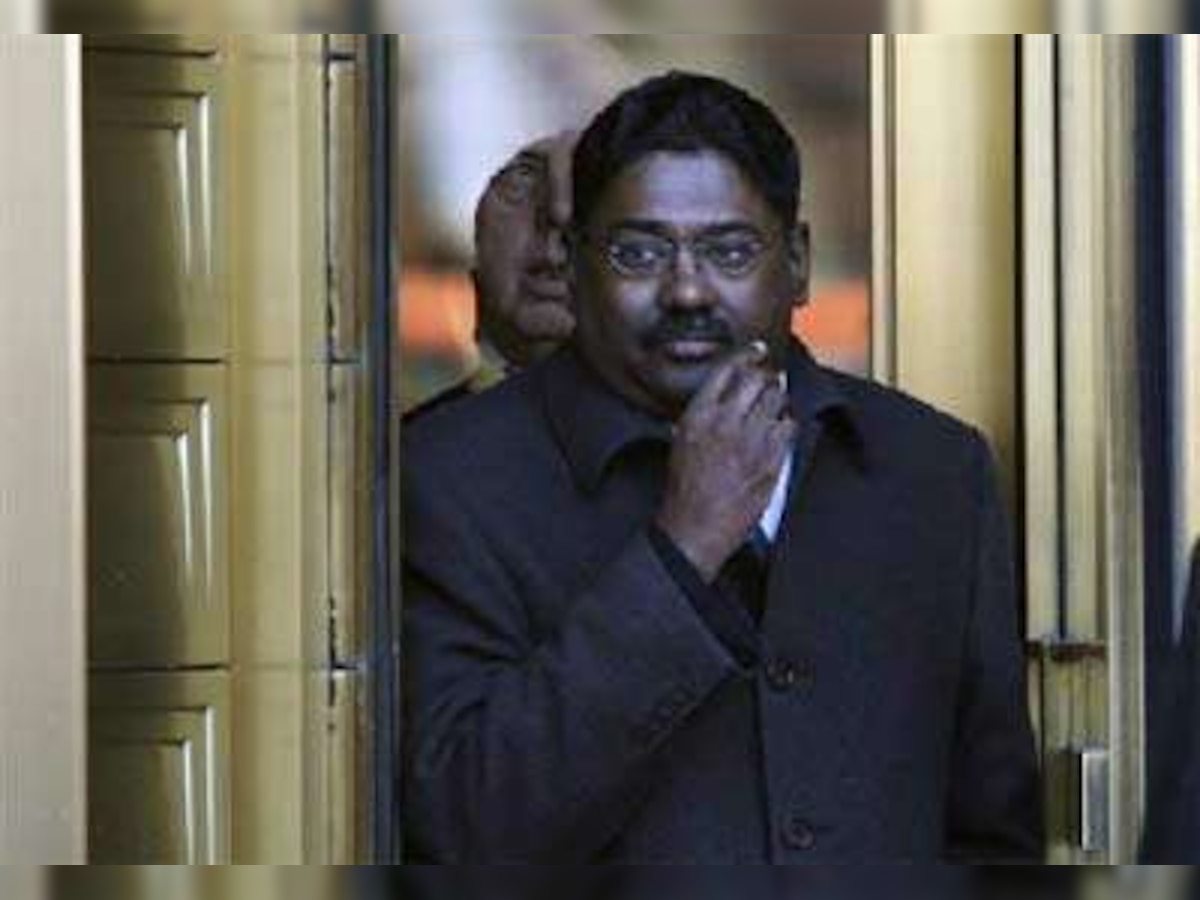 Rajaratnam wins ruling, wiretap turnover on hold