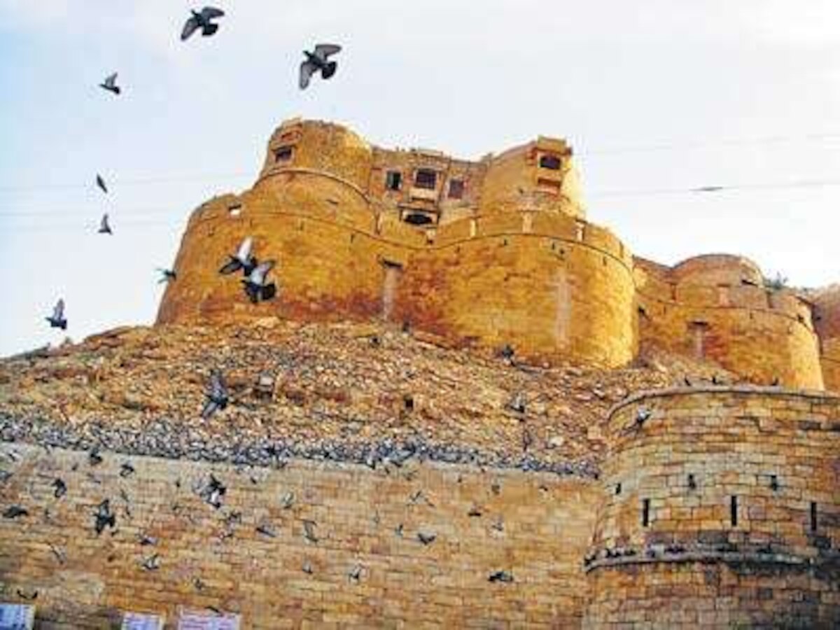 Gold glint of the Sonar Quila in Jaisalmer