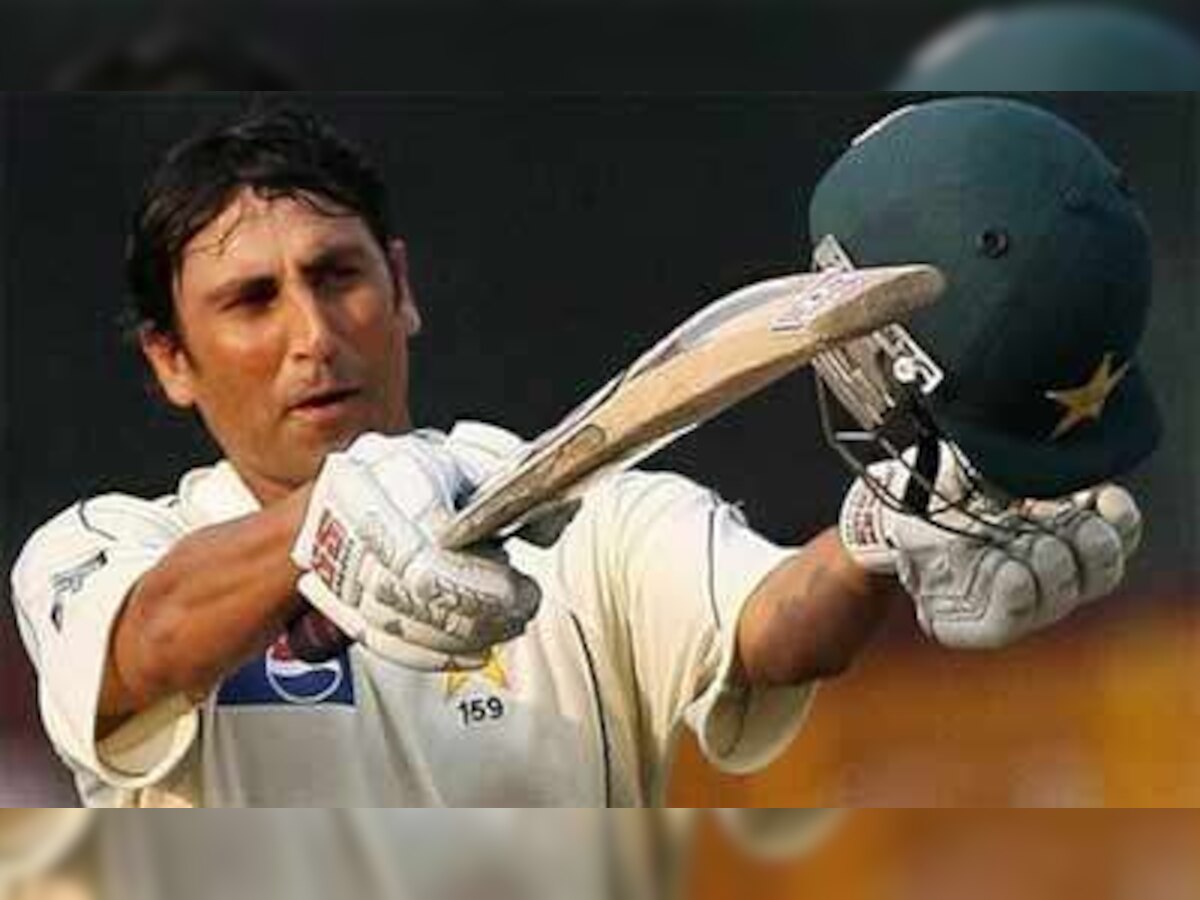 Former Pakistan captain Younus Khan thrashes a spectator