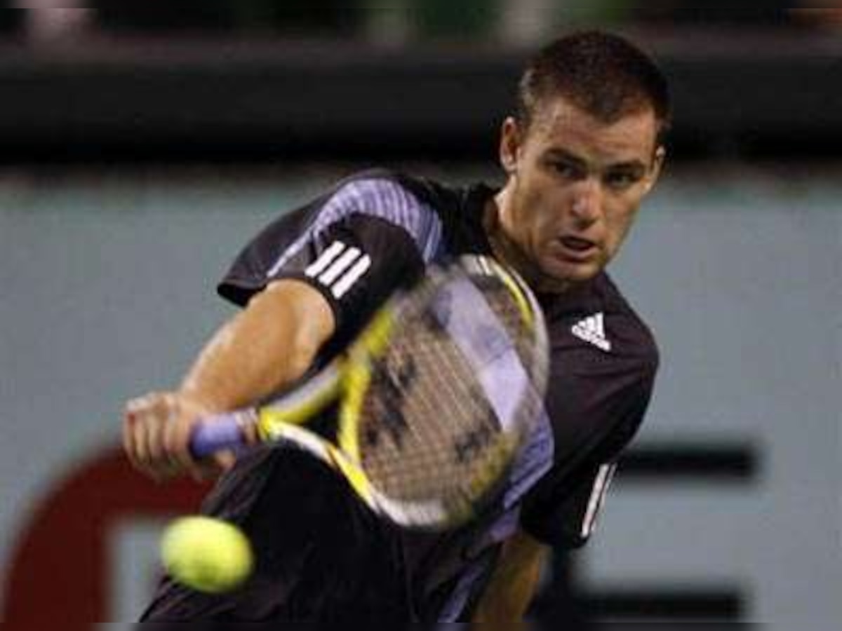 Russia's Mikhail Youzhny into Dubai final after straight sets win