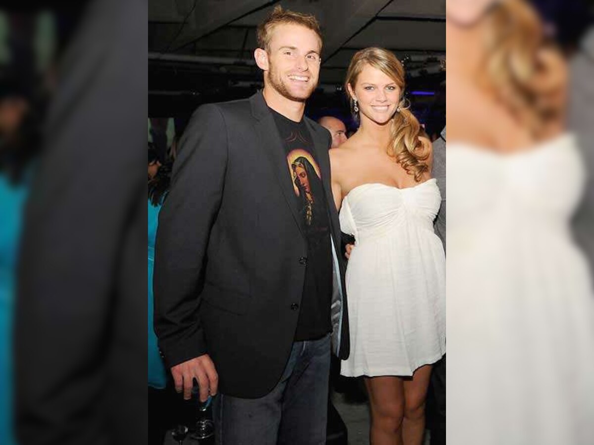 Brooklyn Decker suffers humiliation after losing bet to husband Andy Roddick