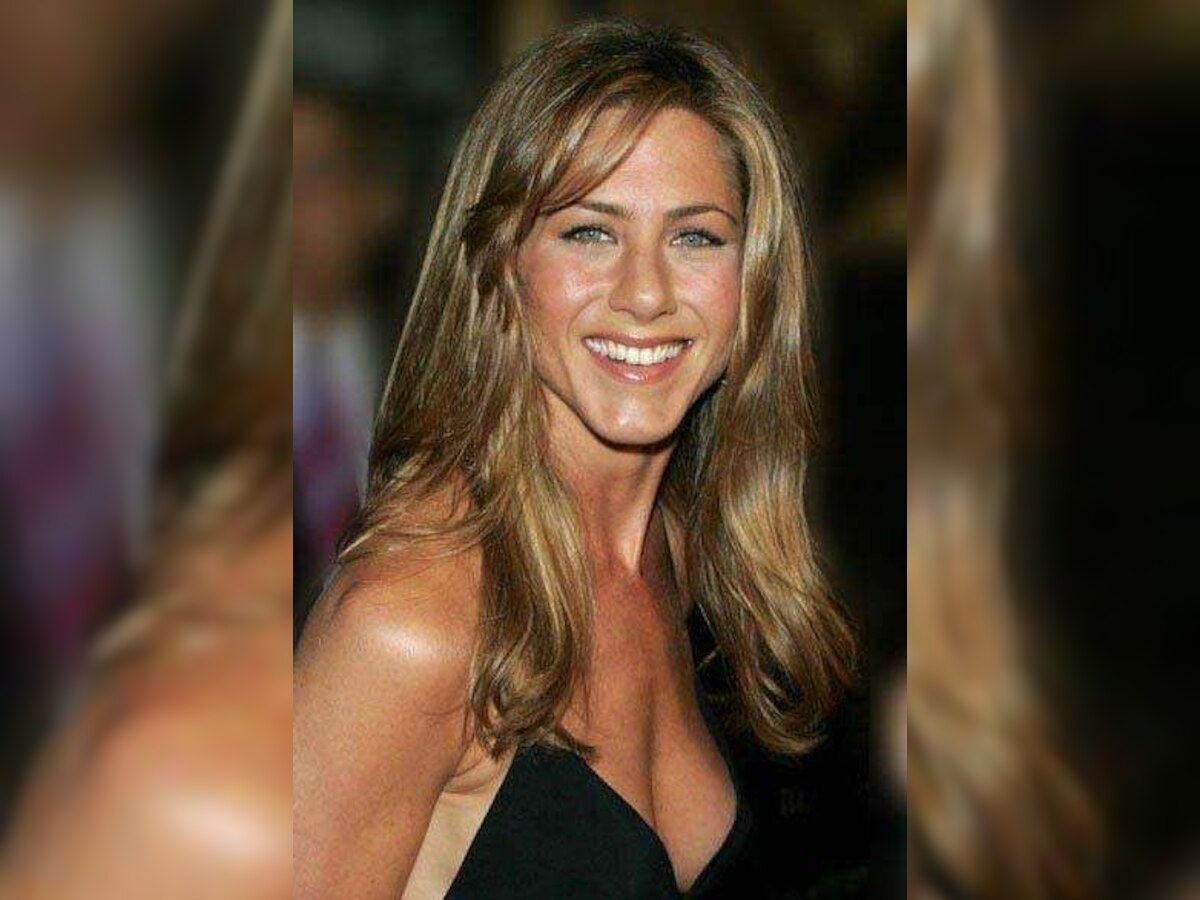 Jennifer Aniston shows off Flamenco dancing abilities