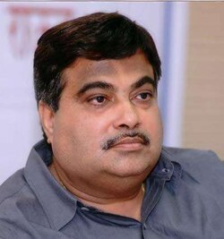 Left Front govt in Bengal needs to be 'changed': Nitin Gadkari