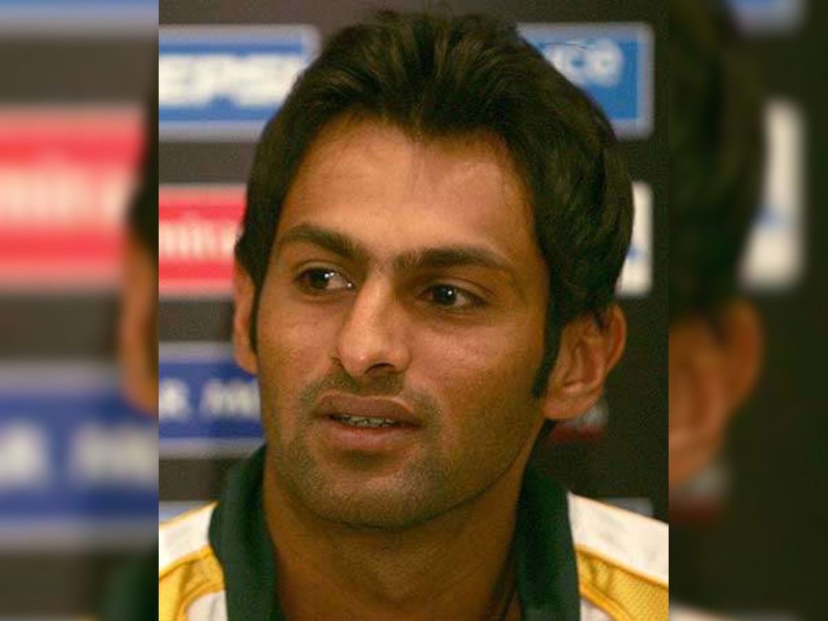 Siddiqui family turns heat on Shoaib Malik