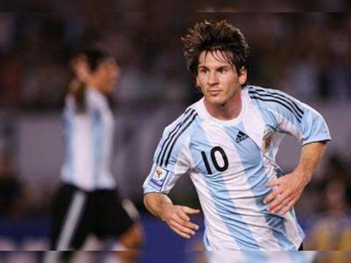 Argentina shirt is not a burden, says Lionel Messi