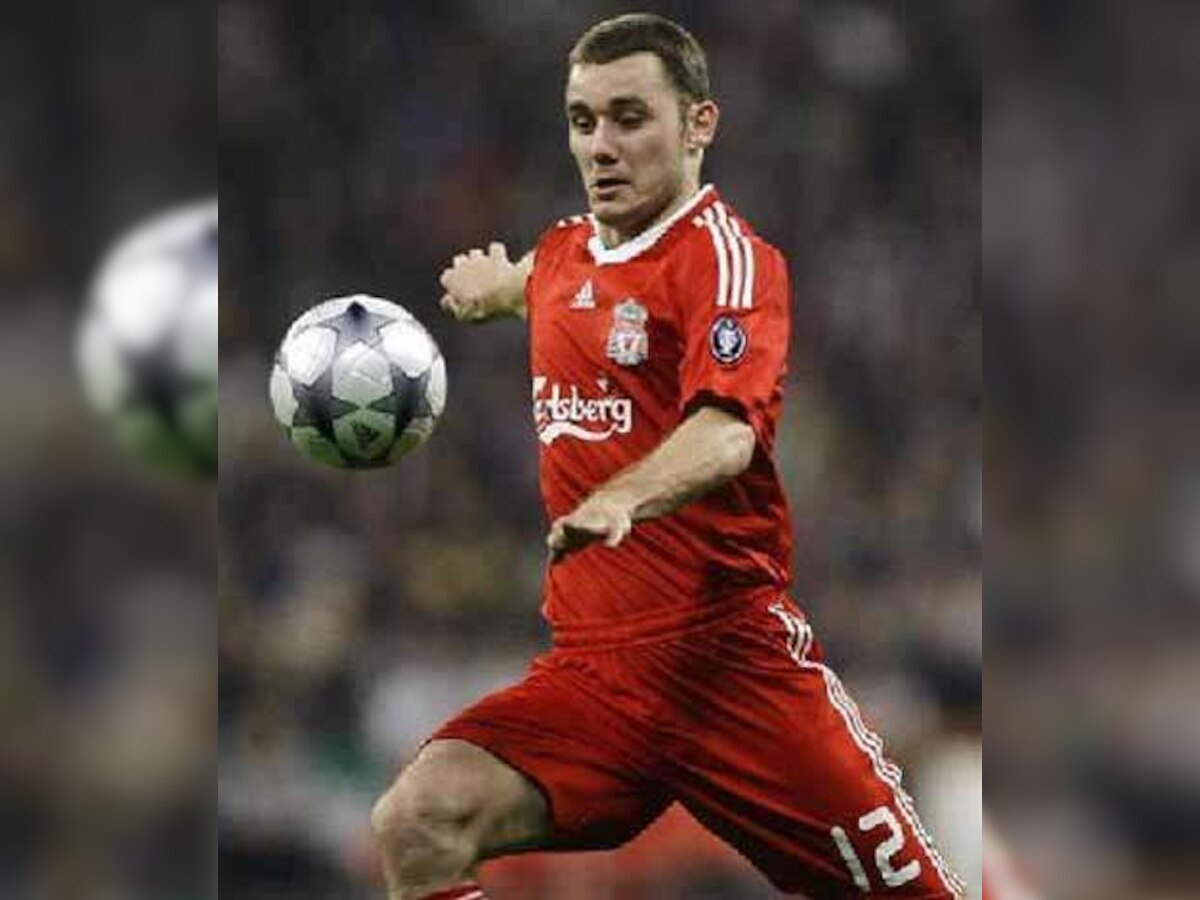 Brazilian defender Fabio Aurelio to leave Liverpool