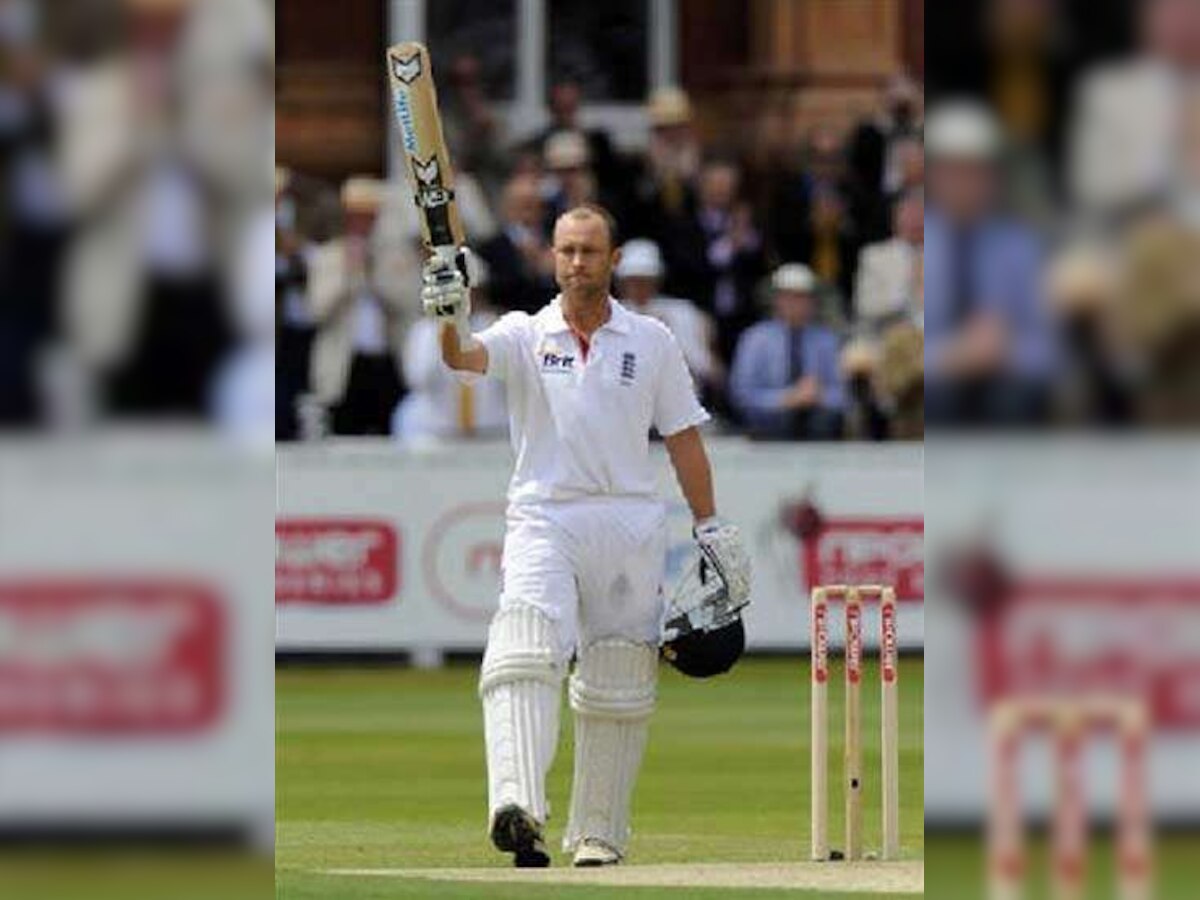 Jonathan Trott reaches double century on Lord's test debut