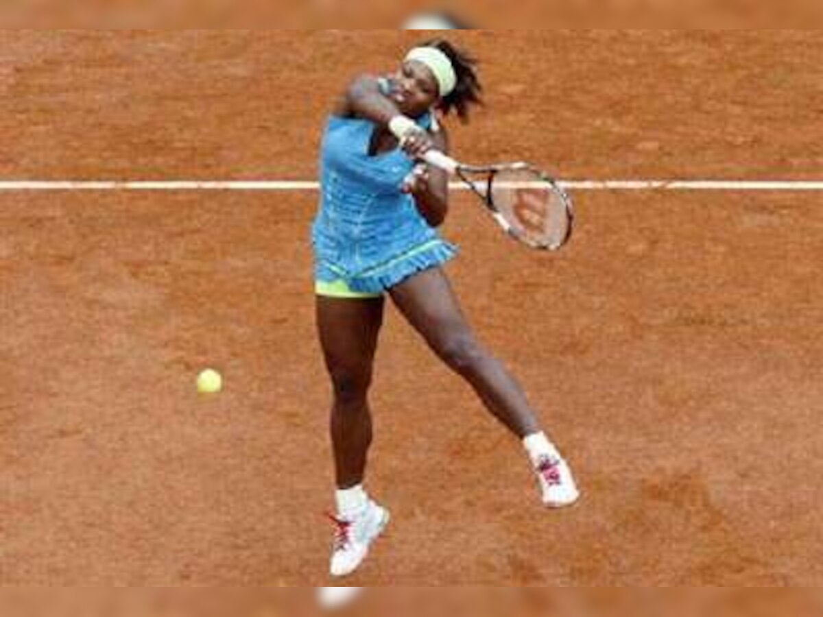 French Open: Serena Williams survives hiccup to reach fourth round