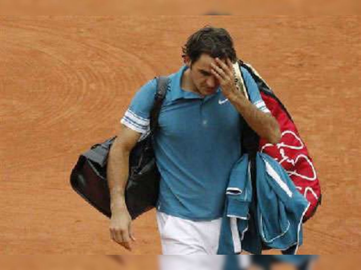 Soderling dumps defending champ Federer out of French Open