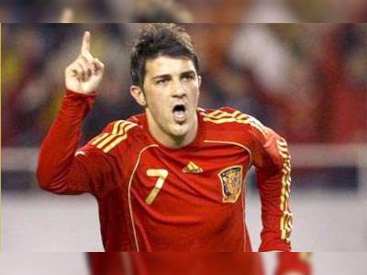 David Villa backs England to win football World Cup