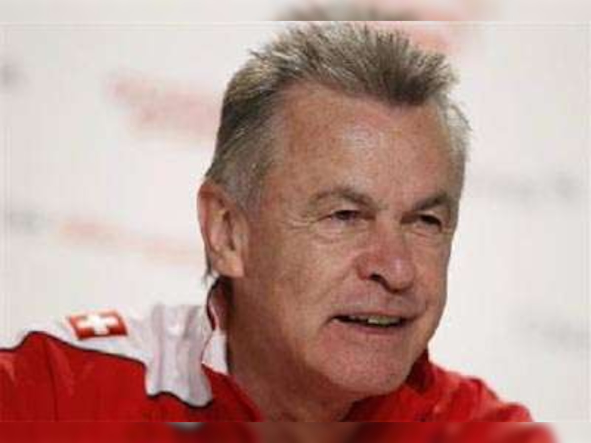 Switzerland must keep a cool head says Ottmar Hitzfeld