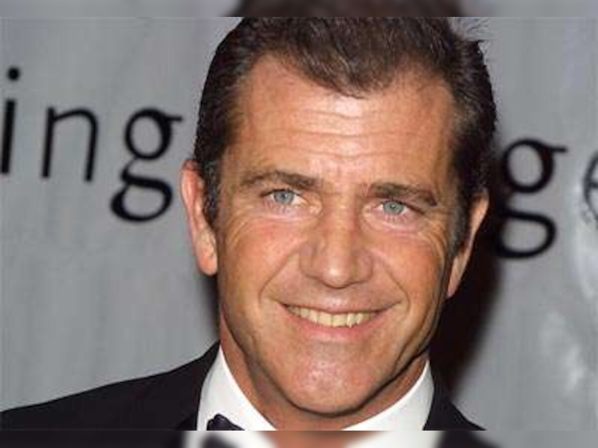 Mel Gibson not moving to Australia