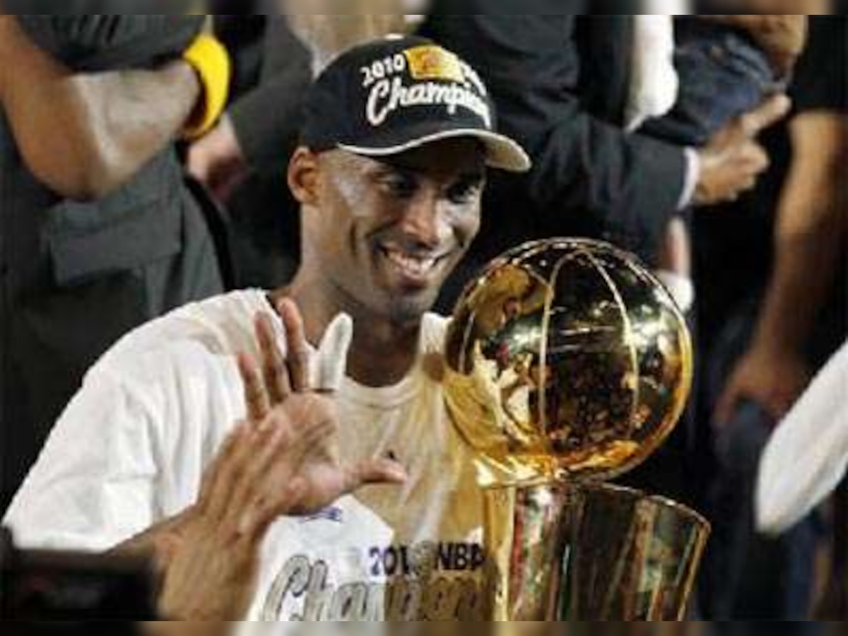 Kobe Bryant has successful arthroscopic knee surgery: Los Angeles Lakers