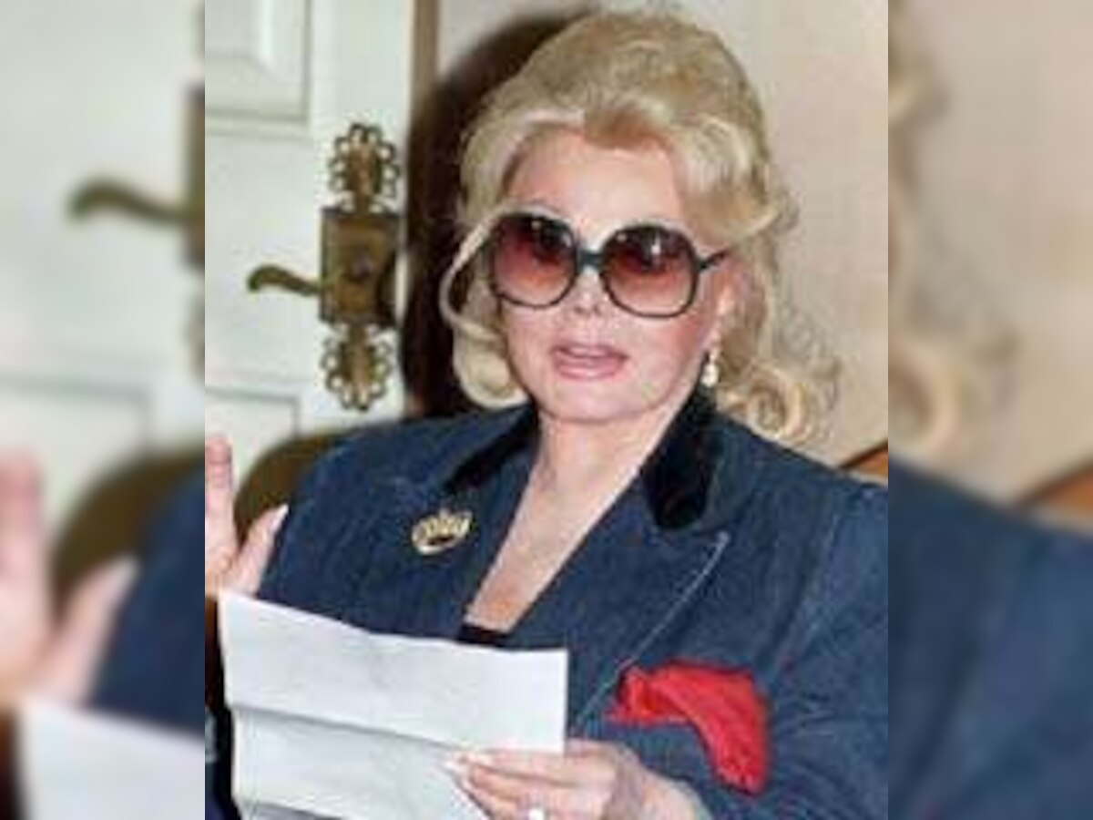 Zsa Zsa Gabor back in hospital after surgery