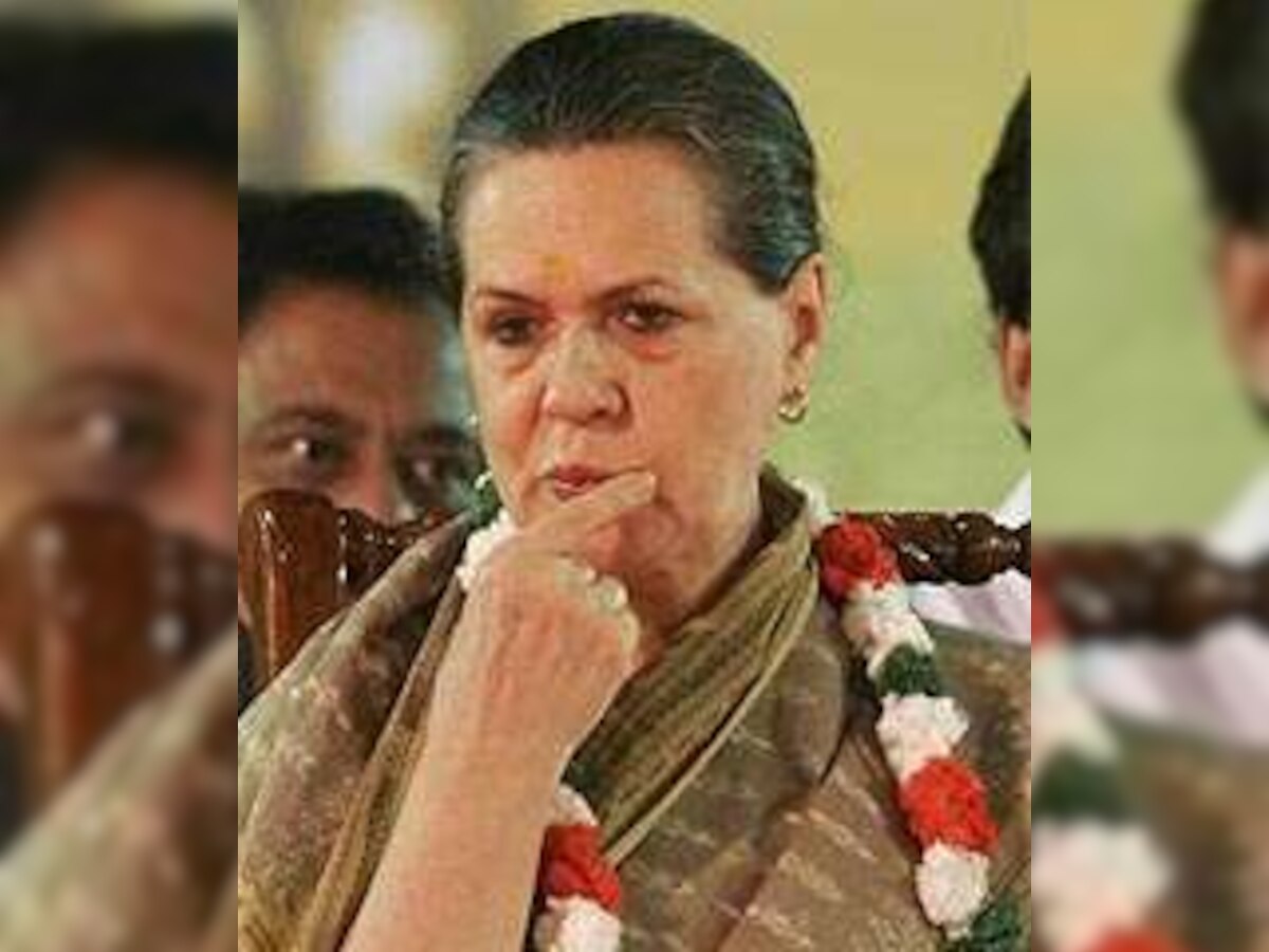 Dialogue key to ending cycle of violence in Kashmir: Sonia Gandhi