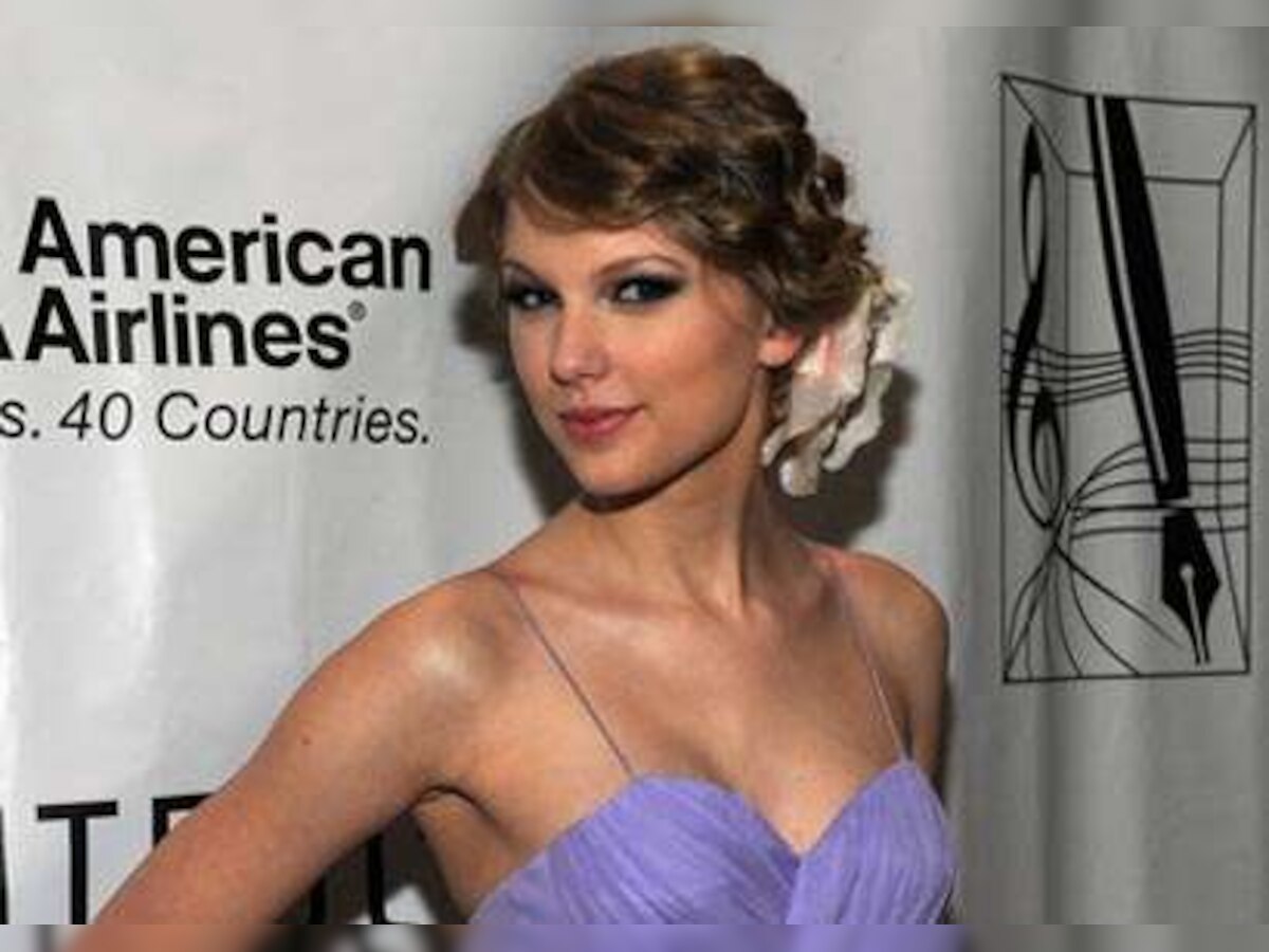 Taylor Swift 'dating video co-star'