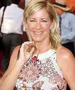 Chris Evert vows not to get 'within 20 feet of a married man'