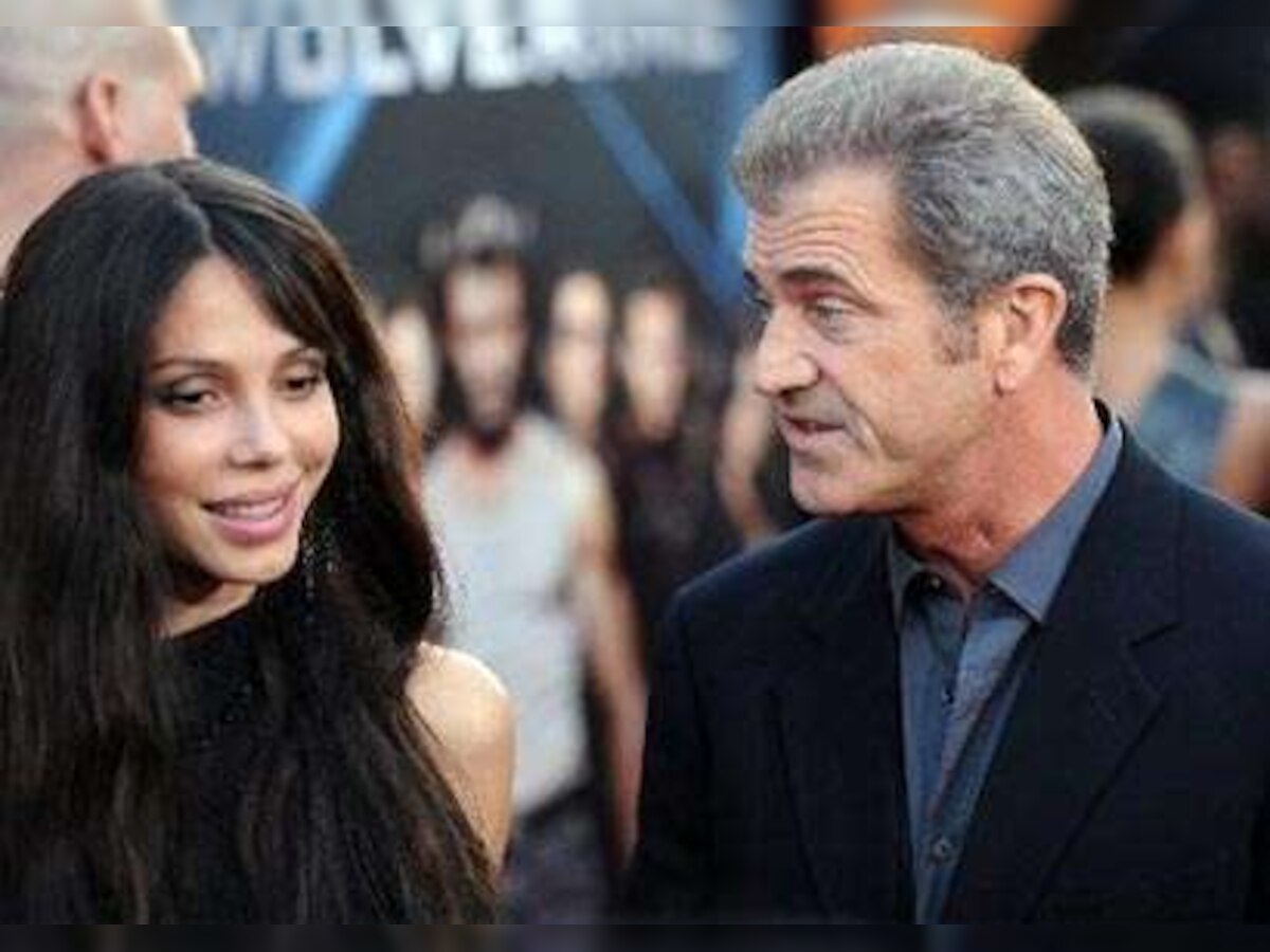 Mel Gibson 'dropped to knees and begged Oksana Grigorieva for forgiveness' 