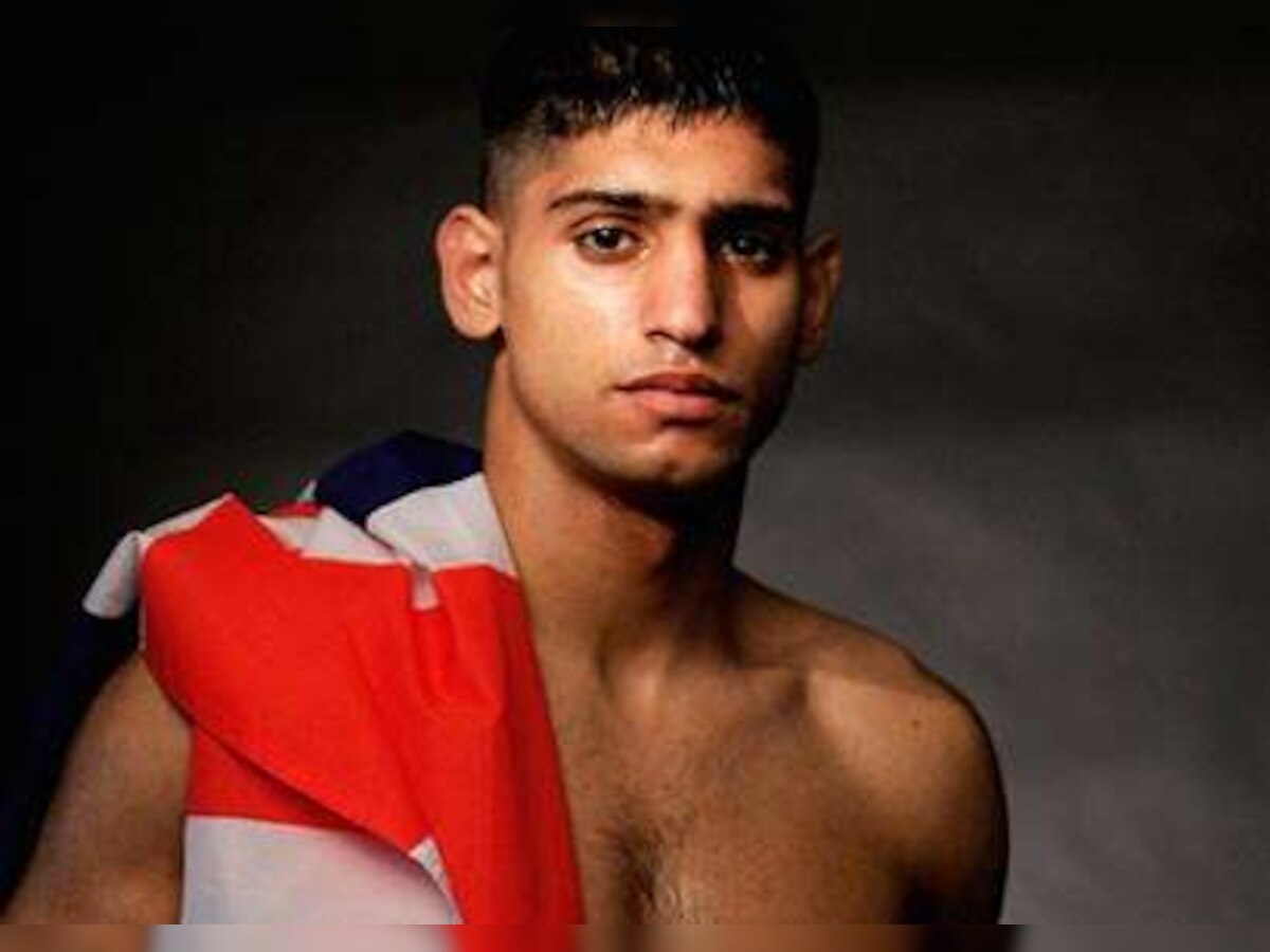 Amir Khan blasts authorities for stripping 'down and out' Ricky Hatton of licences