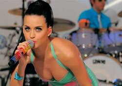 Katy Perry mocks Sesame Street' ban with low-cut Elmo top