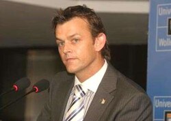 Hope scrapped teams stay on in IPL, says Adam Gilchrist