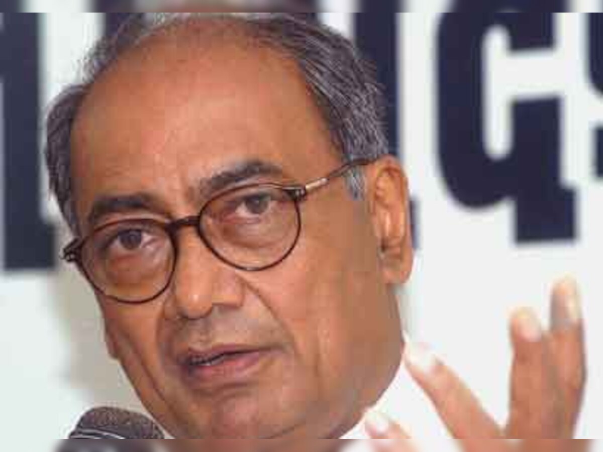 BJP adopting double standards on corruption: Digvijay Singh