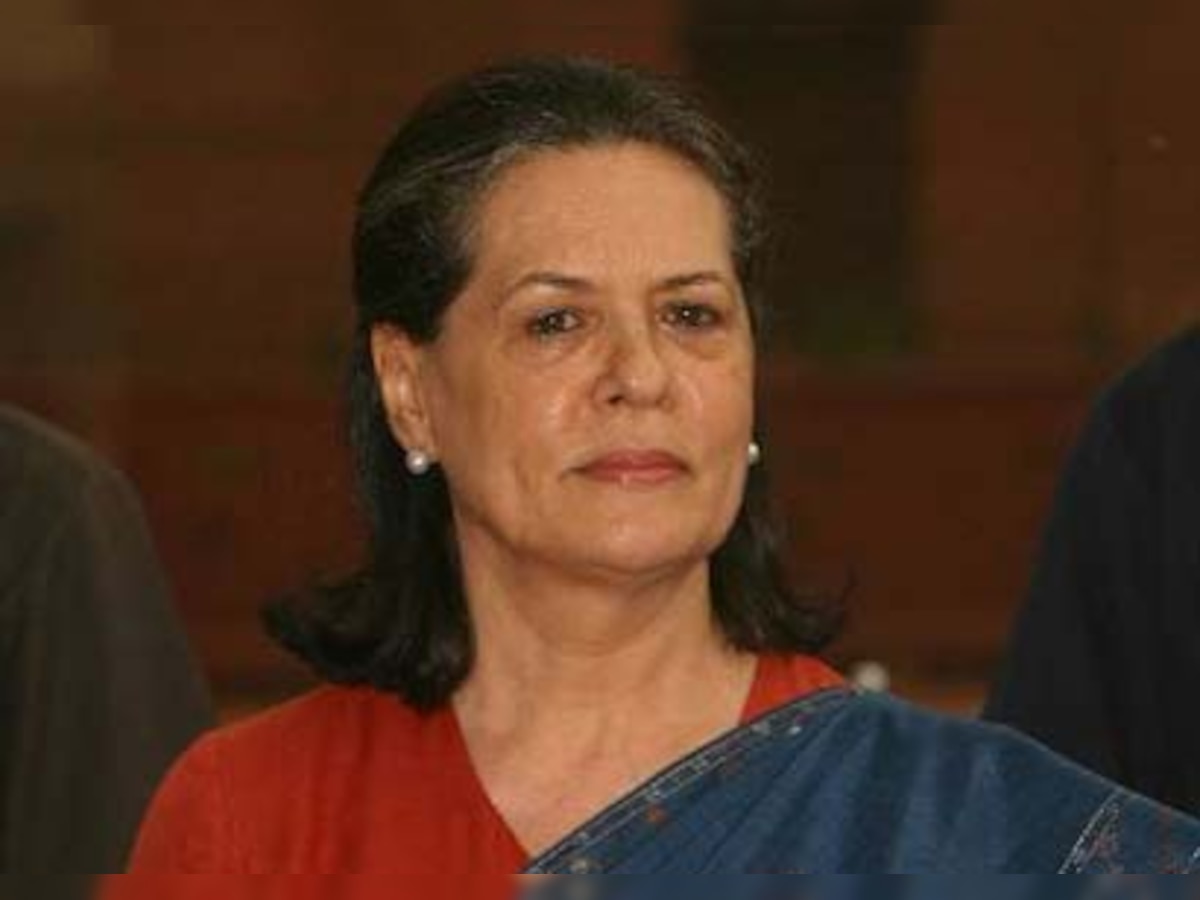 Ahead of polls in states, Sonia Gandhi asks partymen to remain united