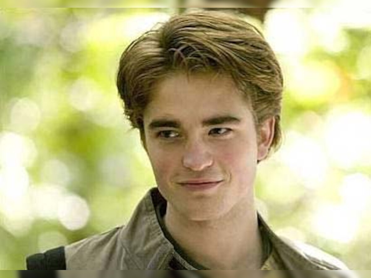 Robert Pattinson's a good kisser, says co-star Christina Ricci