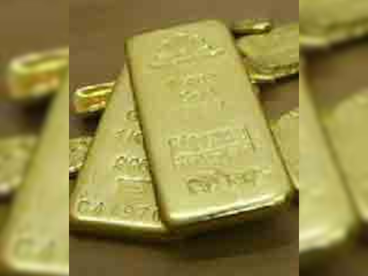 Gold, silver prices fall flat on sluggish demand