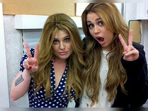 Kelly Osbourne defends friend Miley Cyrus